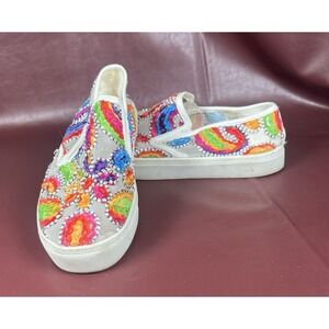 Dirty Laundry Multicolor Beaded Mesh Top Sneakers Women Size 7